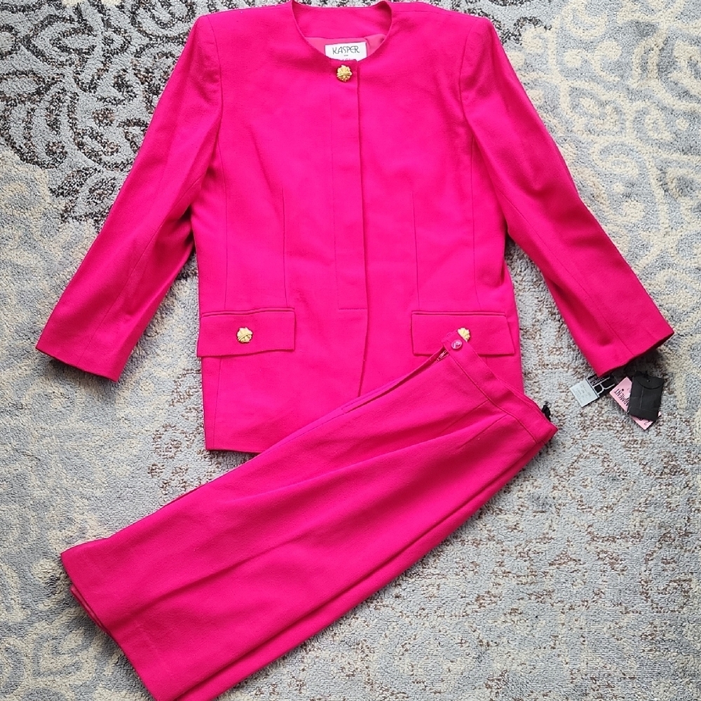 Kasper Women’s Hot Pink Two-Piece Skirt Set with Gold Buttons
